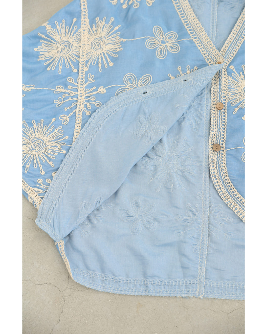 脚長見えXラインの花刺繍ドルマンボレロカーディガン 4/15新作