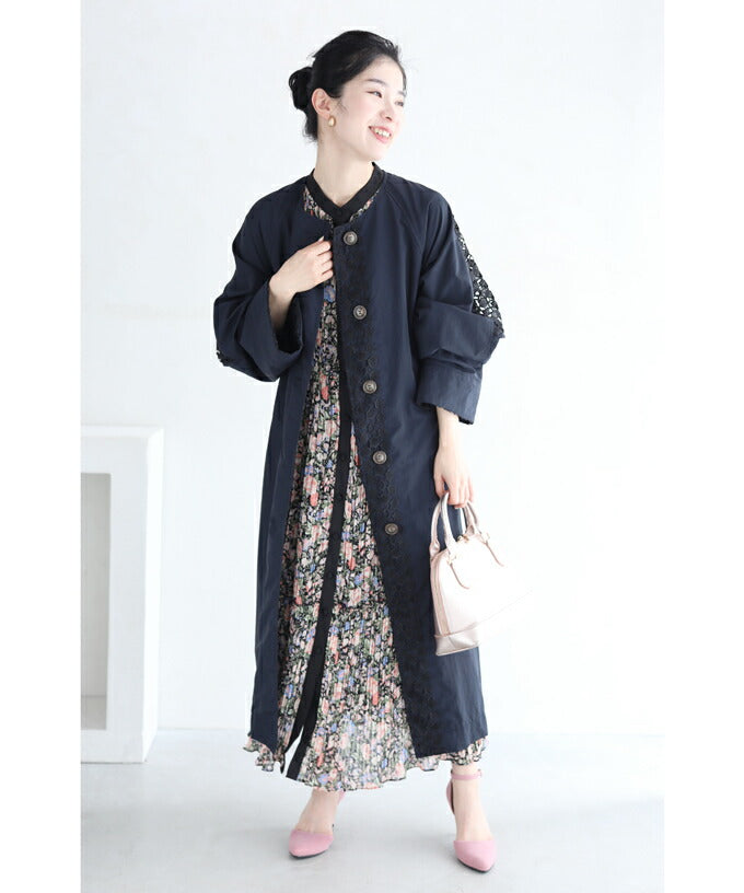 【fse00033od】(S~3L対応)(ベルト付き)後ろ姿に浮かぶ可愛いパンチングレースのシャカシャカライトコート