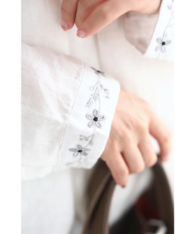 【wc-w53773】(S~2L対応)無垢に咲く小花刺繍のブラウストップス