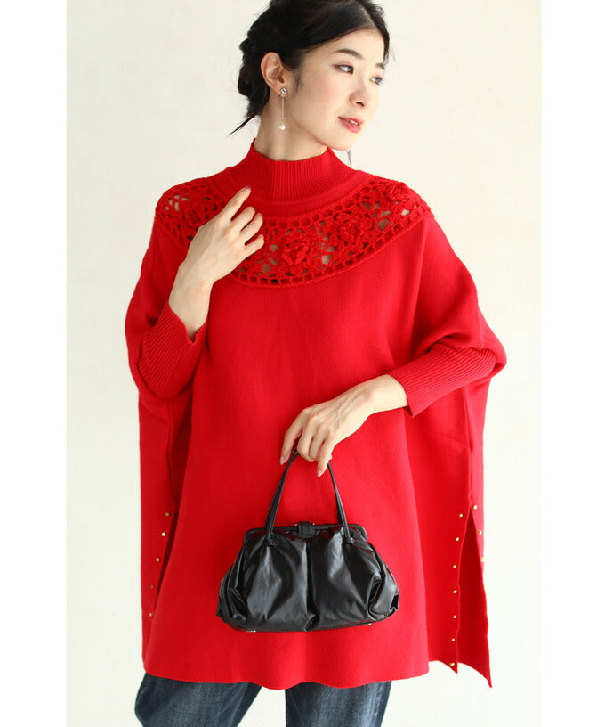 【w68758】(S~L/2L~3L対応)(レッド)デコルテに咲く花編みドルマンニットチュニック