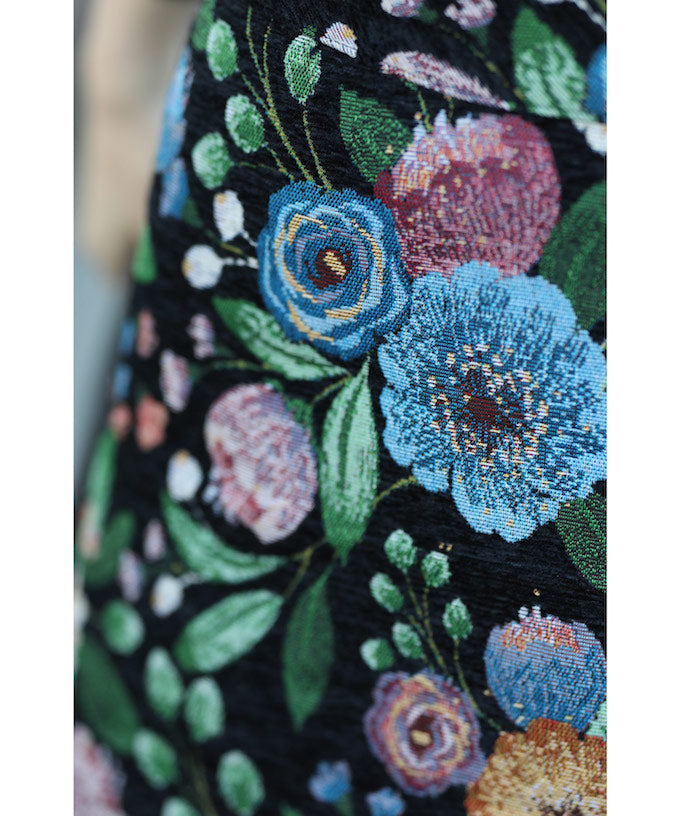 【w69259kobk】一目ぼれ。思わず2度見する花刺繍ジャガードスカート