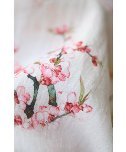 始まり告げる桜の花シアーシャツトップス　