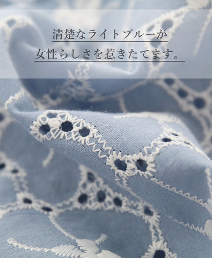 【b12153ps】トップス 体型カバー レース ブラウス 花柄 刺繍 ブルー 水色 レディース カジュアル かわいい 個性的 どこにもない ゆったり 30代 40代 50代 60代 sanpo